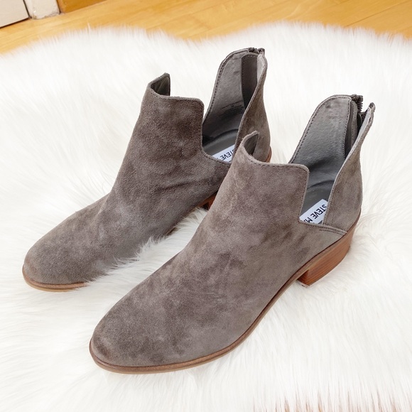 STEVE MADDEN Suede Ankle Booties - Picture 6 of 8